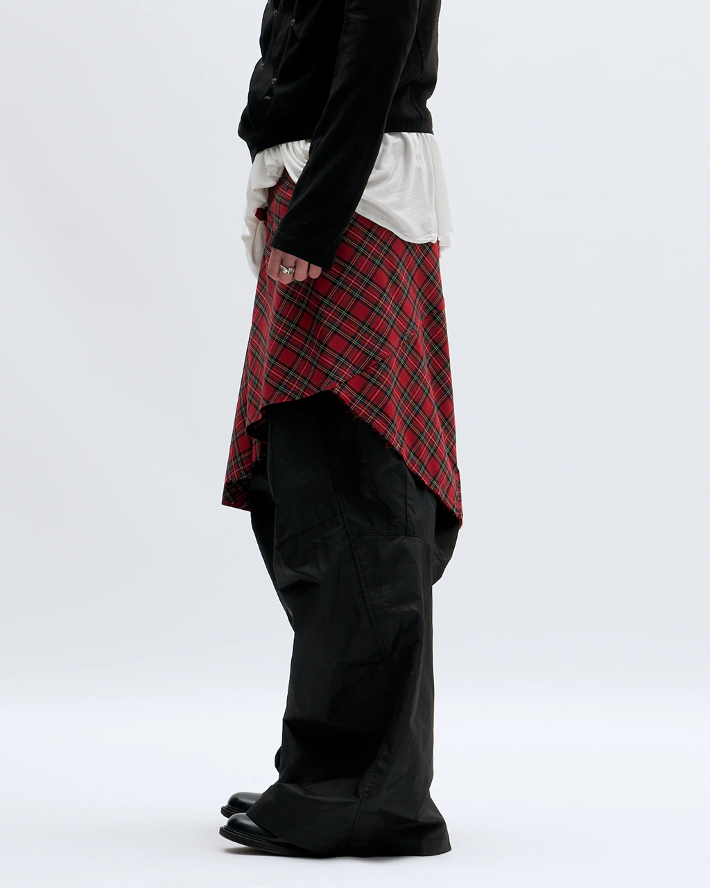 RED TARTAN SHORT SKIRT