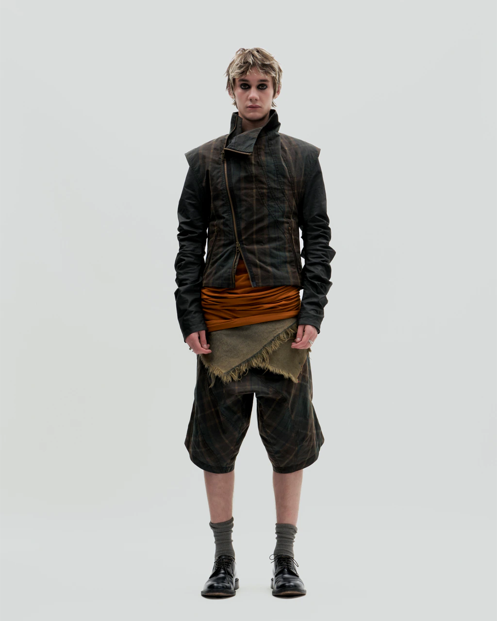 WAXED TARTAN VEST