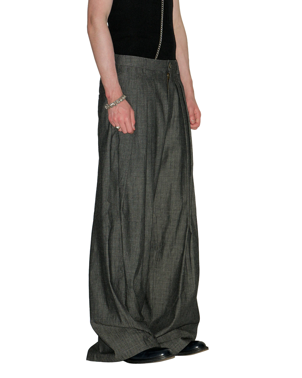 GREY PLEATED BAGGY JEANS