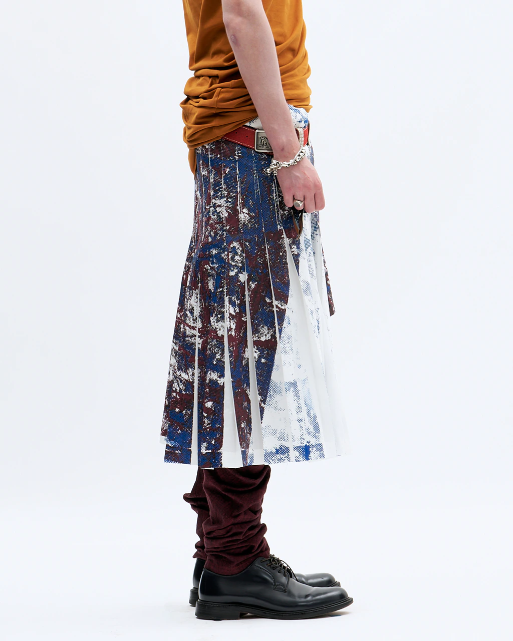 GRAPHIC WRAP SKIRT