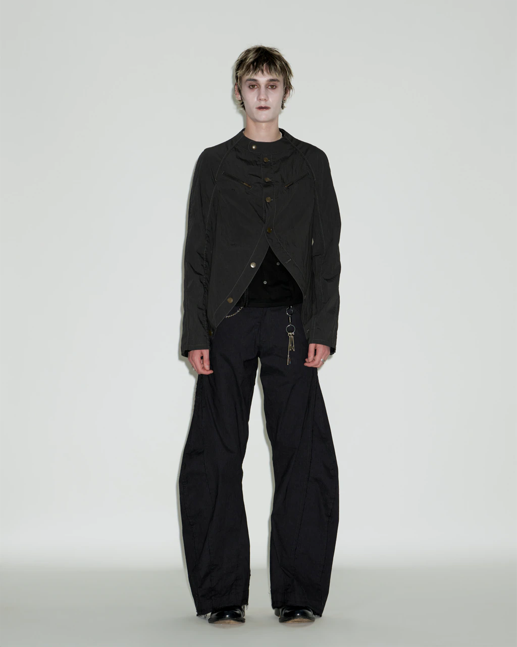 BLACK DRAPED TOP