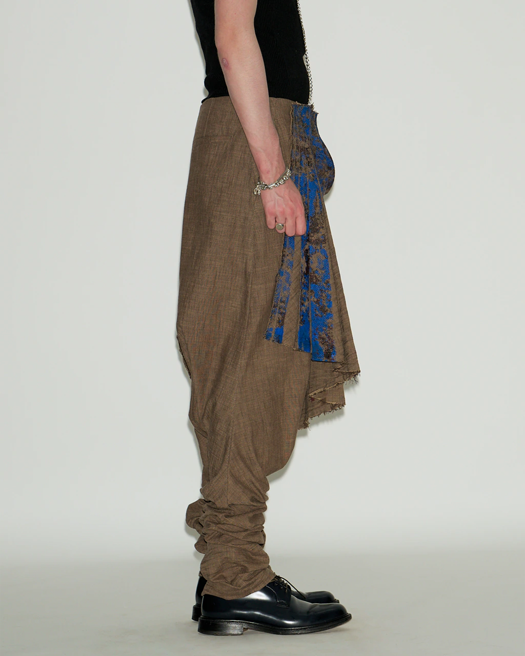 GRAPHIC TROUSERS WITH DRAPED SKIRT